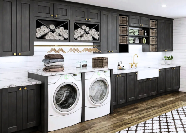 Shaker Metallic Laundry